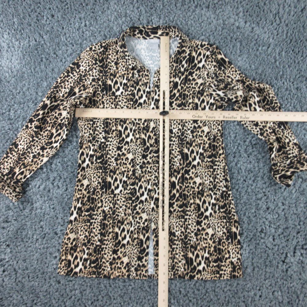 Chico's Shirt Womens 0 US 4 Beige Black Animal Print Long Sleeve Pullover - Picture 3 of 12